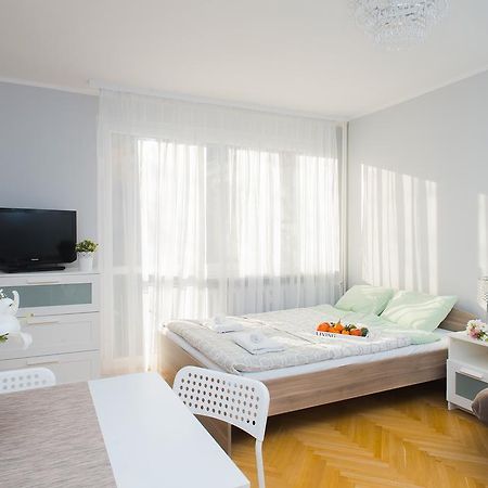 Shortstaypoland Bonifraterska Varsavia Esterno foto